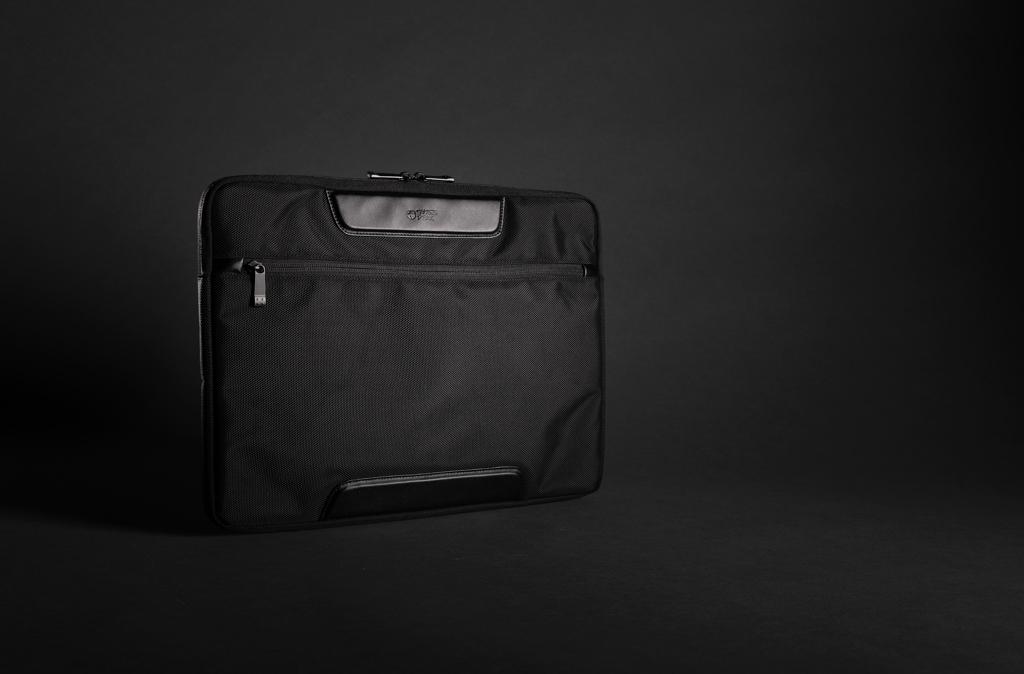 Bild på Laptopfodral Swiss Peak AWARE™ Voyager 15.6"
