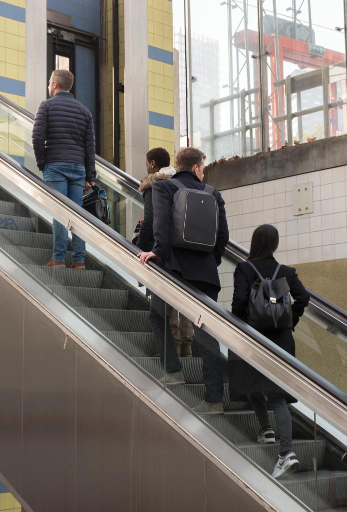 Bild på Ryggsäck Swiss Peak AWARE™ 10L, Anti-Ficktjuv