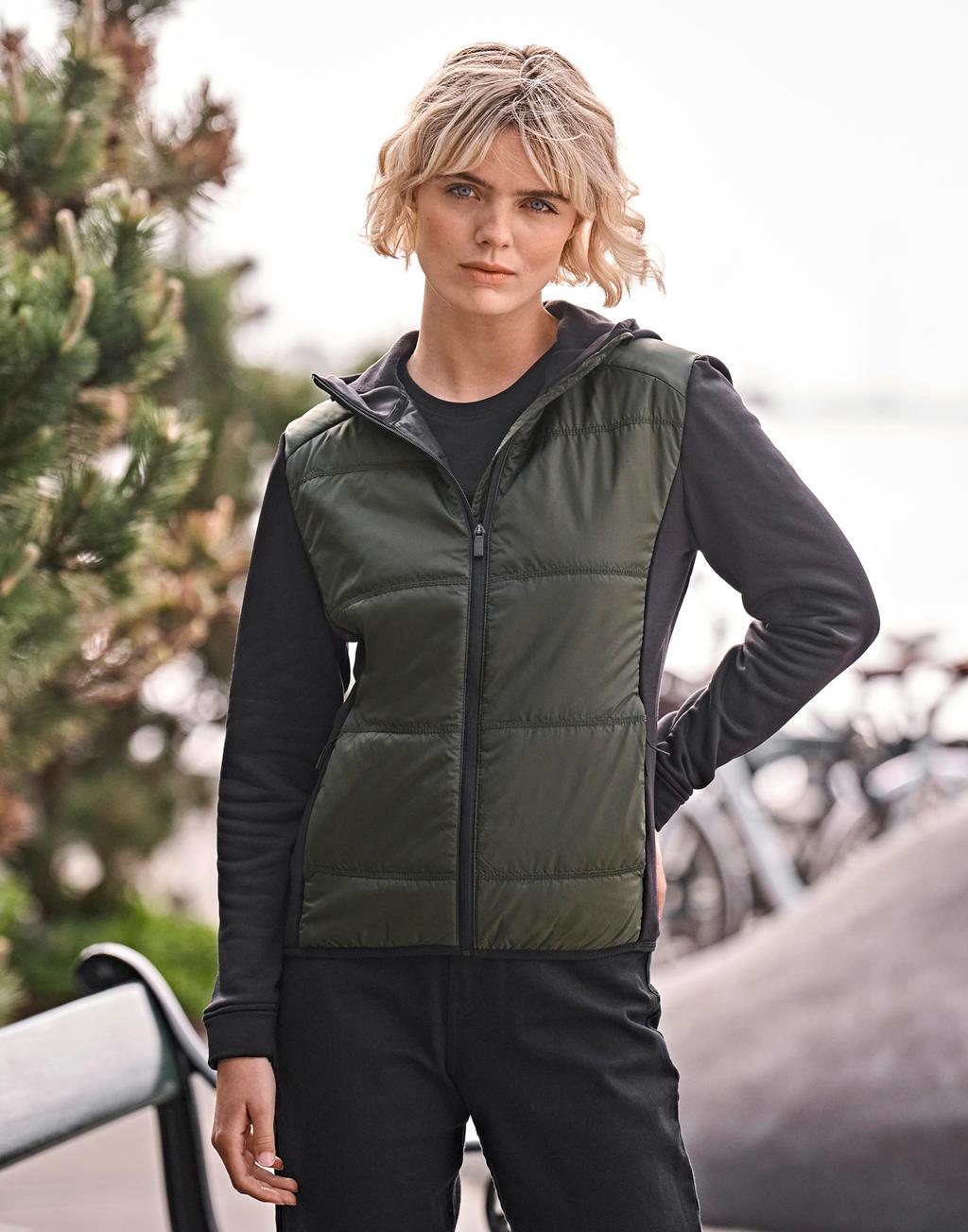 Bild på Hybridjacka TeeJays Hybrid-Stretch Hooded Dam