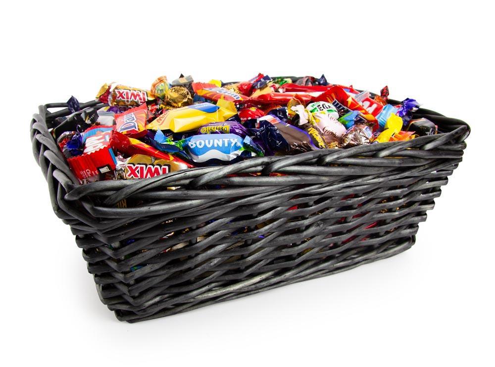 Bild på Julkorg Svart med Godis 3,5kg