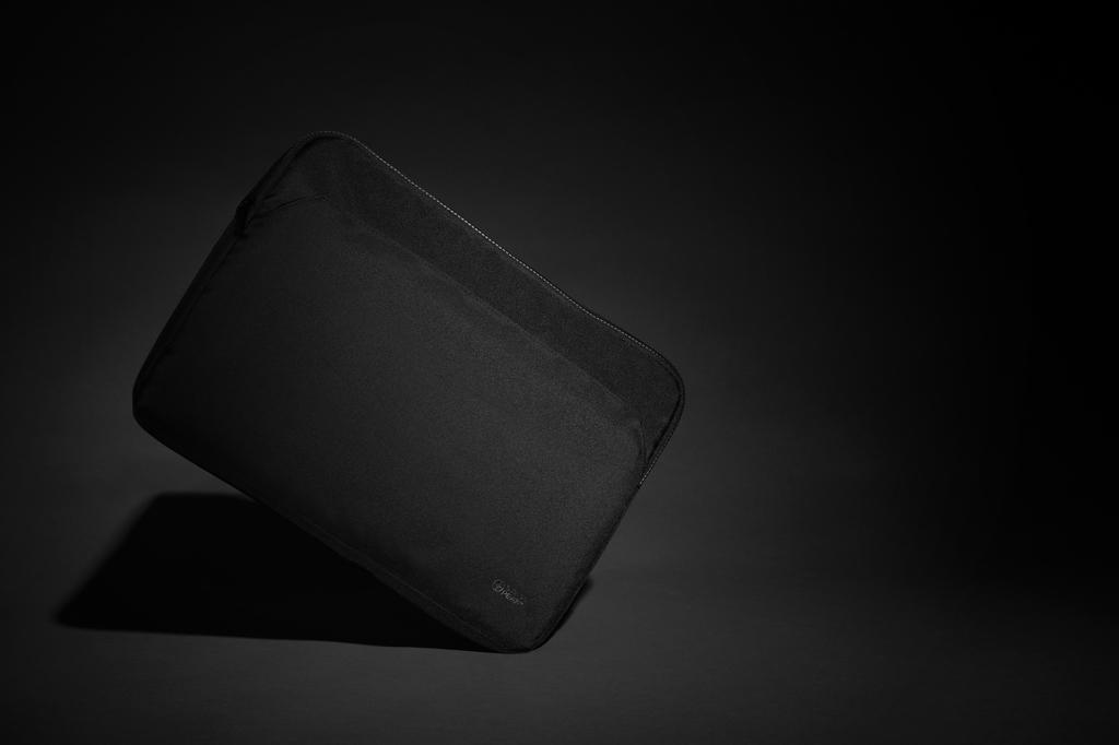 Bild på Laptopfodral Swiss Peak Aware™ Essential 15,6"