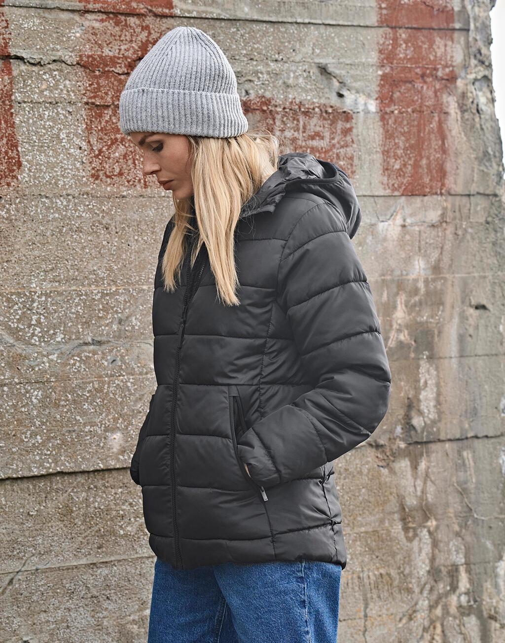 Bild på Dunjacka TeeJays Lite Hooded Dam