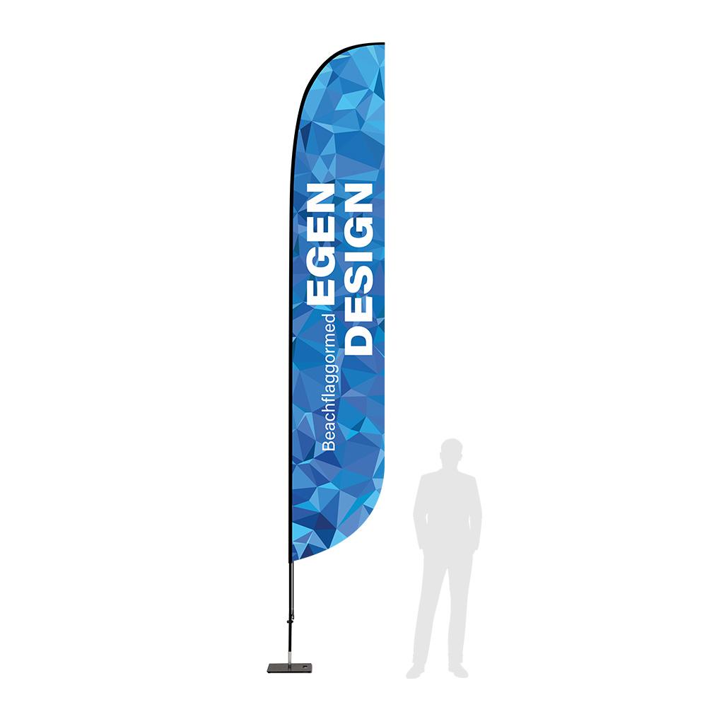 Beachflagga Paddle XL med exempel motiv och person för skala