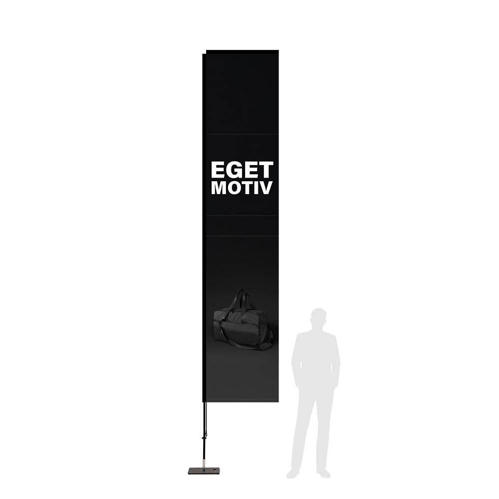 Rak beachflagga med aluminium ram, exempel motiv och person för skala