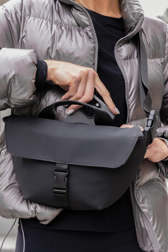 Bild på Sling-bag VINGA Baltimore 2,6L 