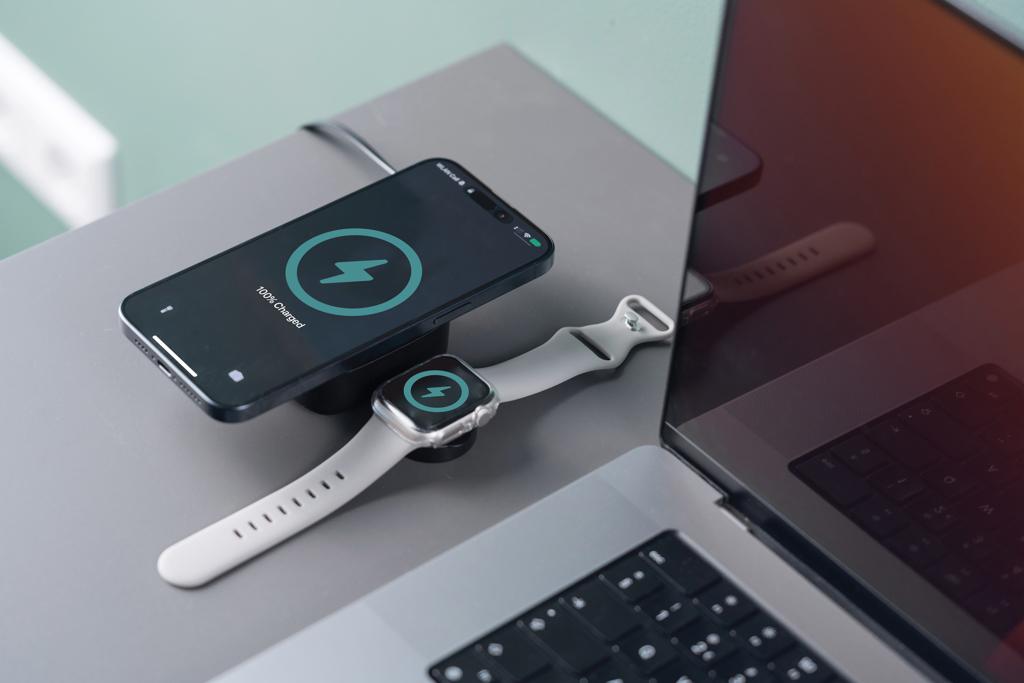 Bild på Trådlös laddare Urban Vitamin Goleta 2-i-1 15W