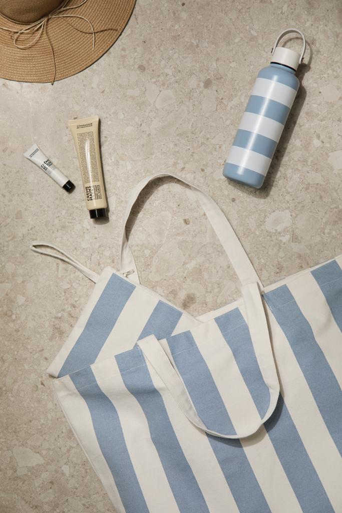 Bild på Essentials-bag VINGA Lagoa