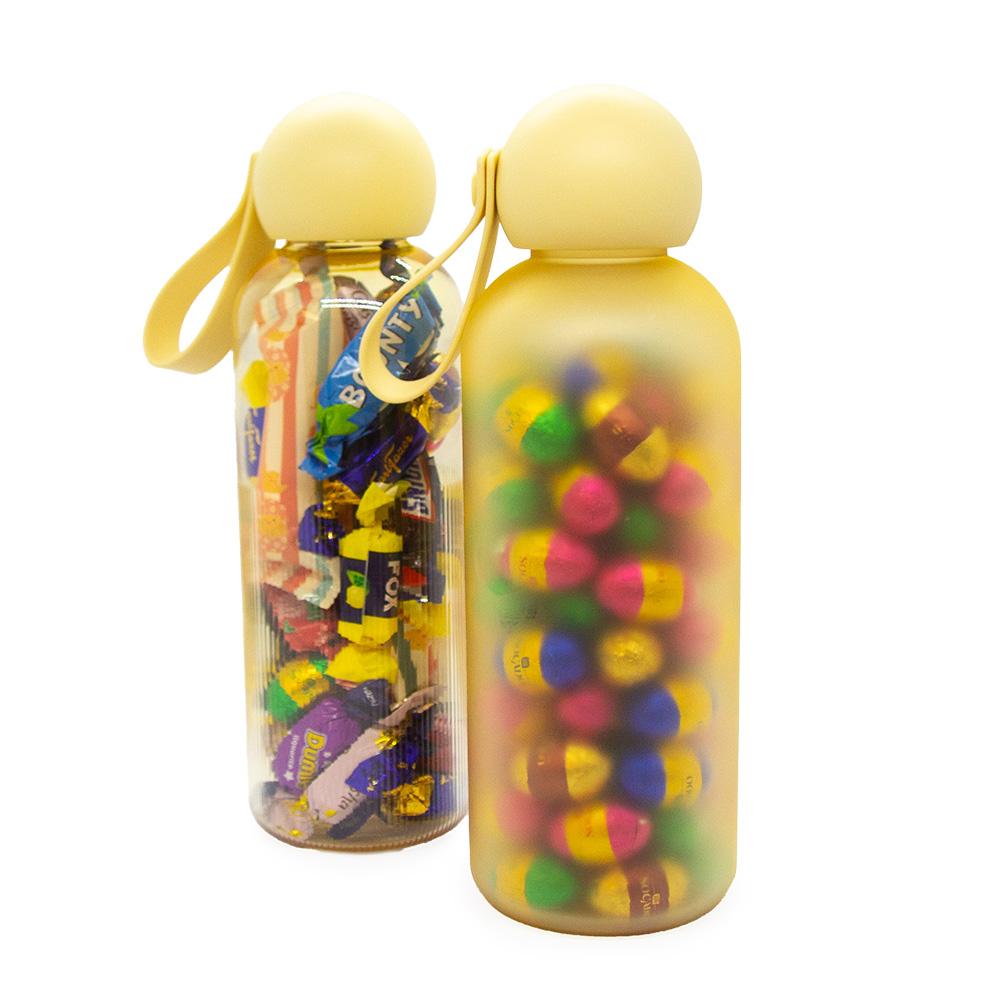 Bild på Vattenflaska SAGAFORM fylld med Godis