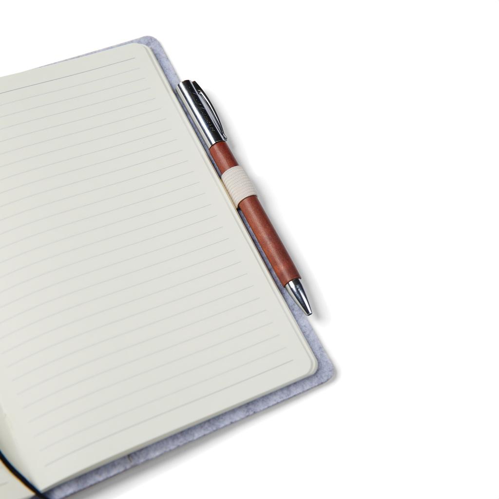 Bild på Anteckningsbok VINGA Albon A5 i filt Bild på Anteckningsbok VINGA Albon A5 i filt