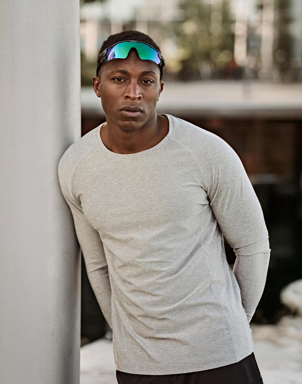 Bild på Funktions Långärmad T-shirt TeeJays COOLdry Bild på Funktions Långärmad T-shirt TeeJays COOLdry