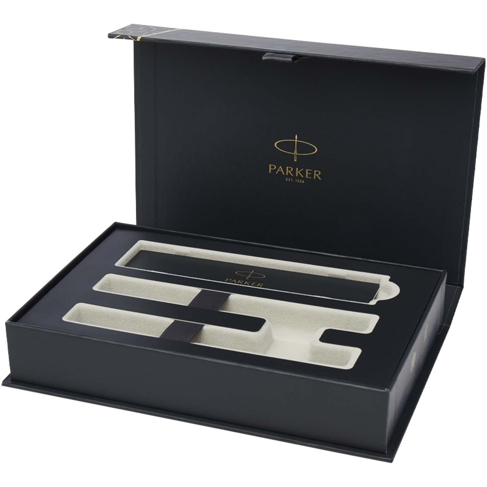 Bild på Pennset Parker IM Essentials med rollerball- och kulspetspenna, svart Bild på Pennset Parker IM Essentials med rollerball- och kulspetspenna, svart
